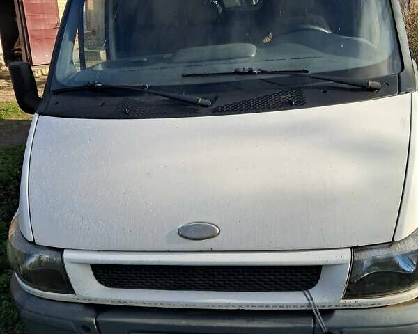 Белый Форд Транзит, объемом двигателя 2 л и пробегом 475 тыс. км за 2000 $, фото 5 на Automoto.ua