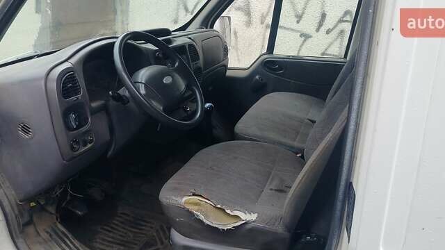 Білий Форд Транзит, об'ємом двигуна 2 л та пробігом 304 тис. км за 2300 $, фото 8 на Automoto.ua