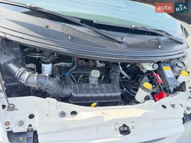 Білий Форд Транзит, об'ємом двигуна 2 л та пробігом 530 тис. км за 4200 $, фото 33 на Automoto.ua