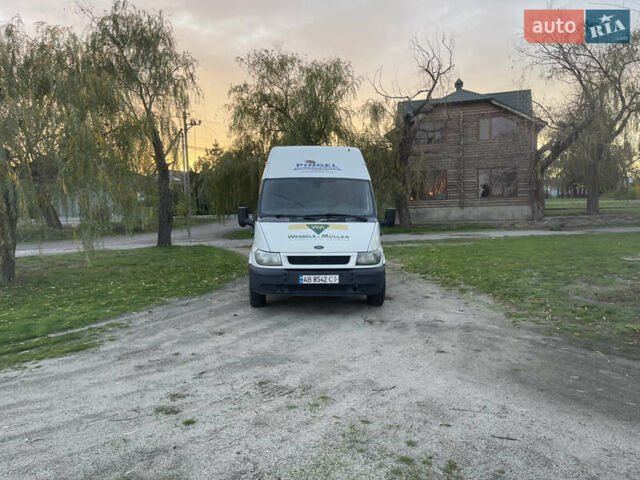Форд Транзит 2004 у Миколаєві на Automoto.ua Білий Форд Транзит, об'ємом двигуна 2.4 л та пробігом 214 тис. км за 4600 $, фото 1 на Automoto.ua
