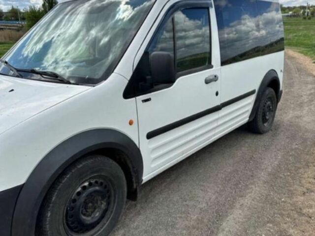 Білий Форд Транзит, об'ємом двигуна 1.8 л та пробігом 300 тис. км за 2100 $, фото 1 на Automoto.ua