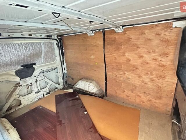 Белый Форд Транзит, объемом двигателя 2 л и пробегом 490 тыс. км за 3300 $, фото 7 на Automoto.ua