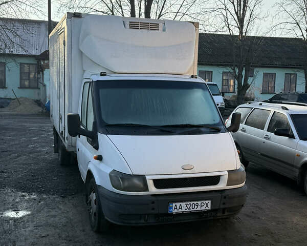 Белый Форд Транзит, объемом двигателя 2.4 л и пробегом 320 тыс. км за 7200 $, фото 1 на Automoto.ua