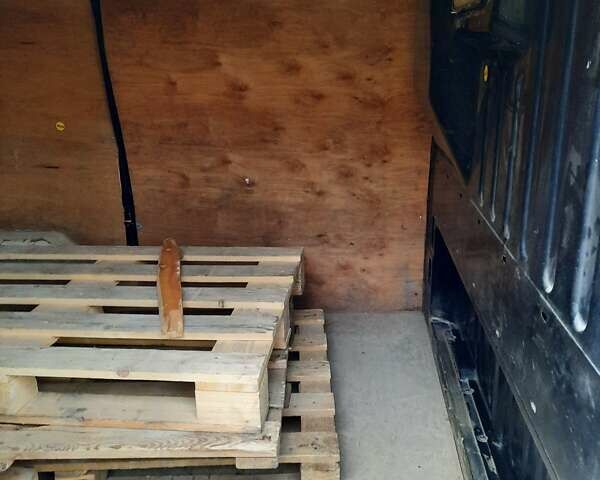 Белый Форд Транзит, объемом двигателя 2 л и пробегом 480 тыс. км за 3800 $, фото 1 на Automoto.ua