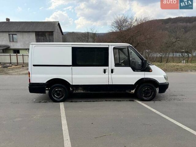 Білий Форд Транзит, об'ємом двигуна 2 л та пробігом 300 тис. км за 2250 $, фото 1 на Automoto.ua