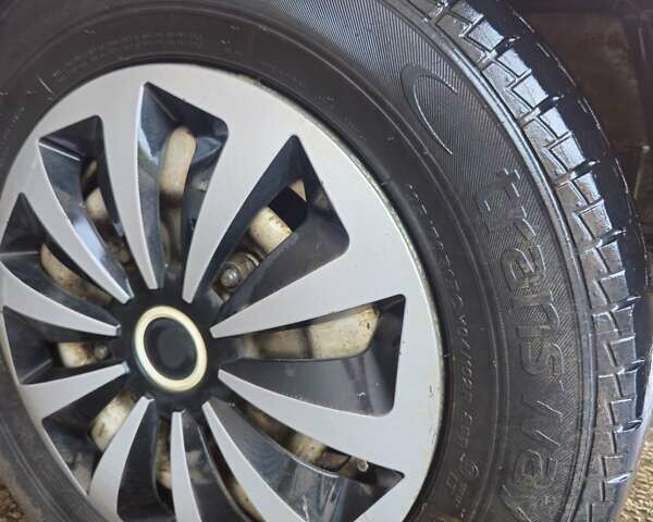 Форд Транзит 2004 у Чернівцях на Automoto.ua Білий Форд Транзит, об'ємом двигуна 2 л та пробігом 335 тис. км за 5600 $, фото 5 на Automoto.ua