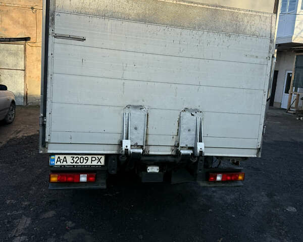 Белый Форд Транзит, объемом двигателя 2.4 л и пробегом 320 тыс. км за 7200 $, фото 5 на Automoto.ua