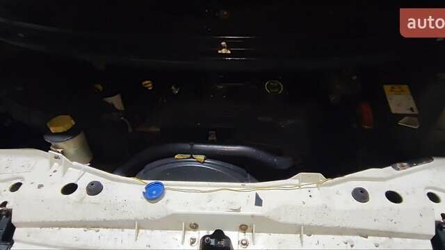 Белый Форд Транзит, объемом двигателя 2.4 л и пробегом 540 тыс. км за 6700 $, фото 10 на Automoto.ua