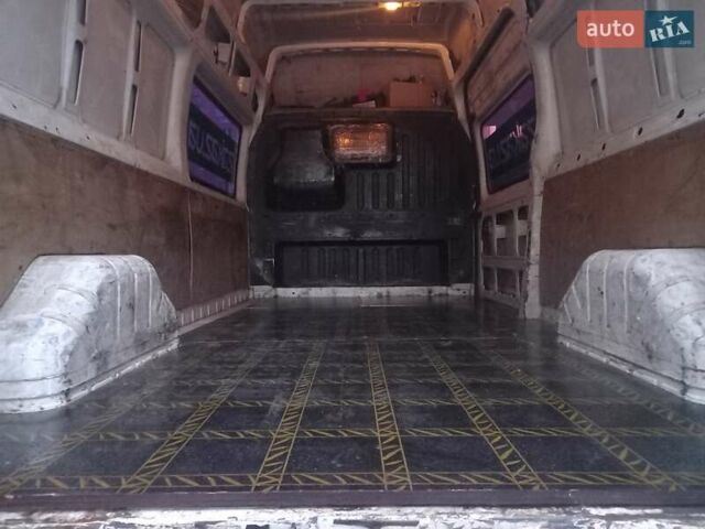Белый Форд Транзит, объемом двигателя 2 л и пробегом 400 тыс. км за 4700 $, фото 3 на Automoto.ua