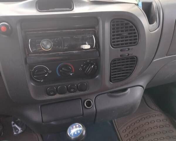 Білий Форд Транзит, об'ємом двигуна 2 л та пробігом 376 тис. км за 6700 $, фото 4 на Automoto.ua