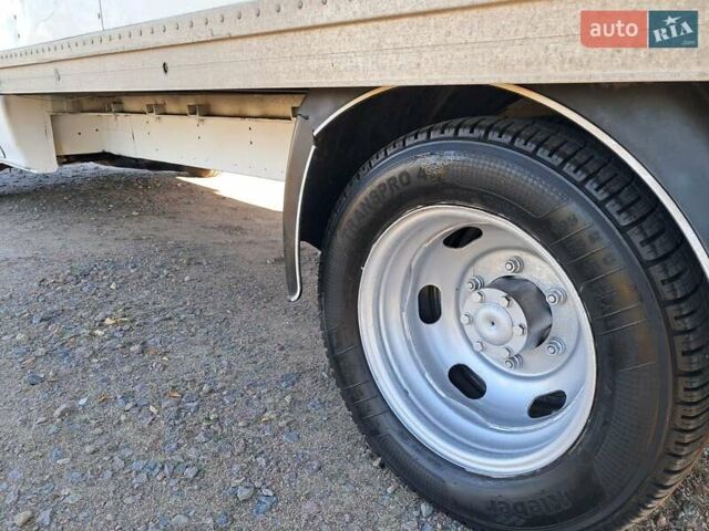 Белый Форд Транзит, объемом двигателя 2.4 л и пробегом 100 тыс. км за 6500 $, фото 11 на Automoto.ua