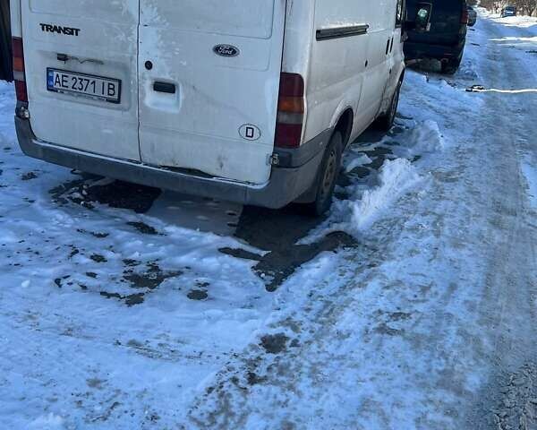 Белый Форд Транзит, объемом двигателя 2 л и пробегом 446 тыс. км за 3800 $, фото 5 на Automoto.ua