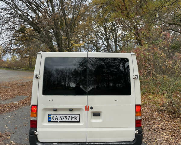 Форд Транзит 2005 у Корсунь-Шевченковском на Automoto.ua Білий Форд Транзит, об'ємом двигуна 2 л та пробігом 434 тис. км за 2499 $, фото 3 на Automoto.ua