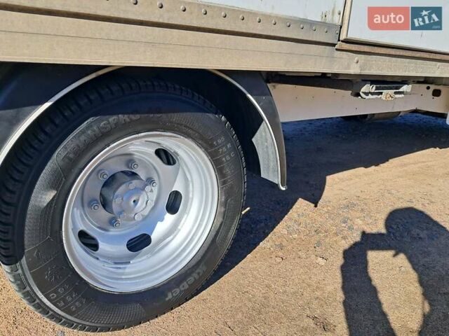 Белый Форд Транзит, объемом двигателя 2.4 л и пробегом 100 тыс. км за 6500 $, фото 14 на Automoto.ua