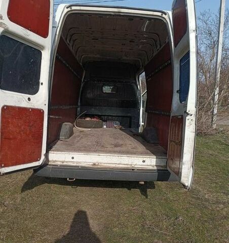 Белый Форд Транзит, объемом двигателя 2.4 л и пробегом 290 тыс. км за 7500 $, фото 4 на Automoto.ua