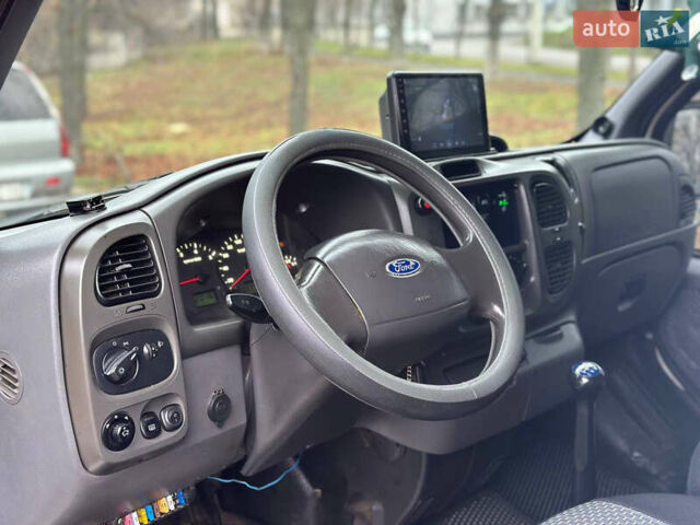 Білий Форд Транзит, об'ємом двигуна 2 л та пробігом 450 тис. км за 4799 $, фото 8 на Automoto.ua