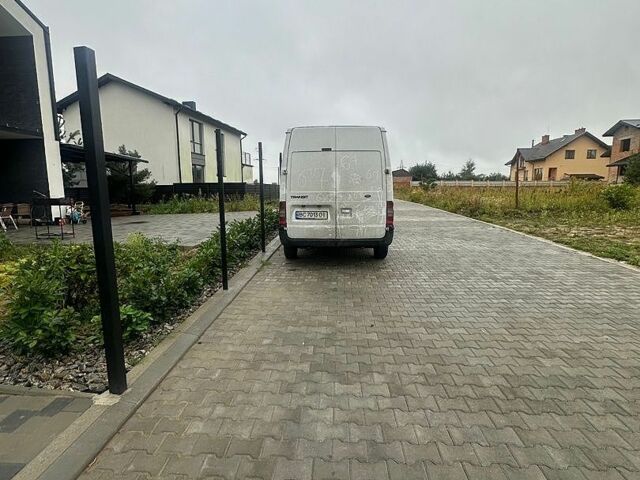 Білий Форд Транзит, об'ємом двигуна 2.2 л та пробігом 350 тис. км за 6150 $, фото 3 на Automoto.ua