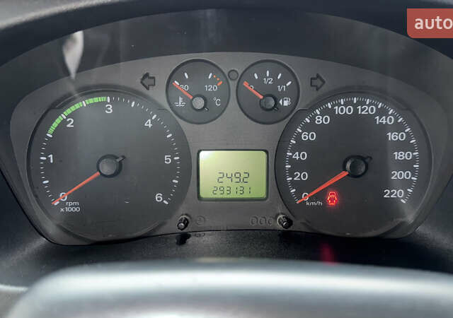 Форд Транзит 2006 у Харкові на Automoto.ua Білий Форд Транзит, об'ємом двигуна 2.2 л та пробігом 280 тис. км за 7500 $, фото 17 на Automoto.ua