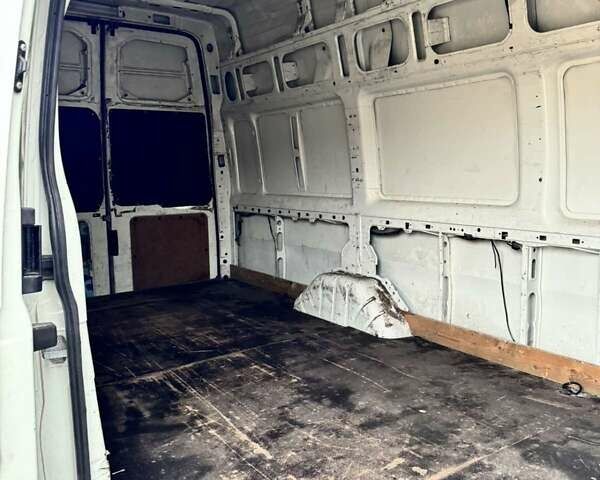 Білий Форд Транзит, об'ємом двигуна 2.5 л та пробігом 377 тис. км за 5500 $, фото 6 на Automoto.ua