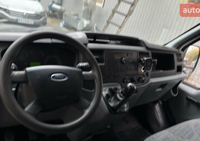 Форд Транзит 2006 у Харкові на Automoto.ua Білий Форд Транзит, об'ємом двигуна 2.2 л та пробігом 280 тис. км за 7500 $, фото 14 на Automoto.ua
