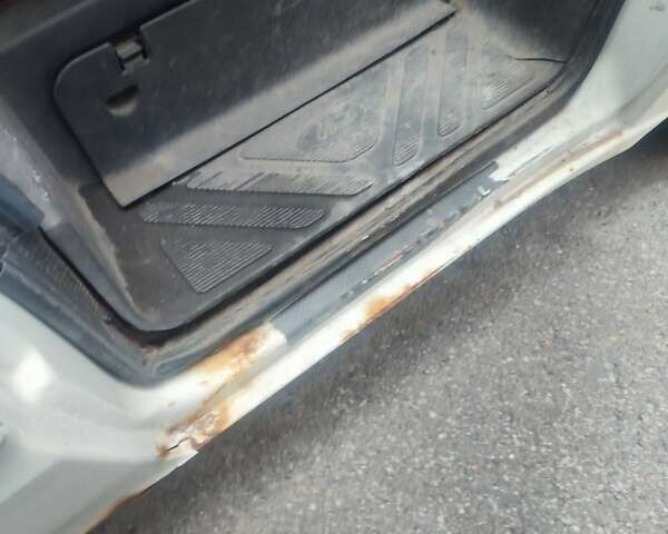 Белый Форд Транзит, объемом двигателя 2 л и пробегом 300 тыс. км за 4200 $, фото 2 на Automoto.ua