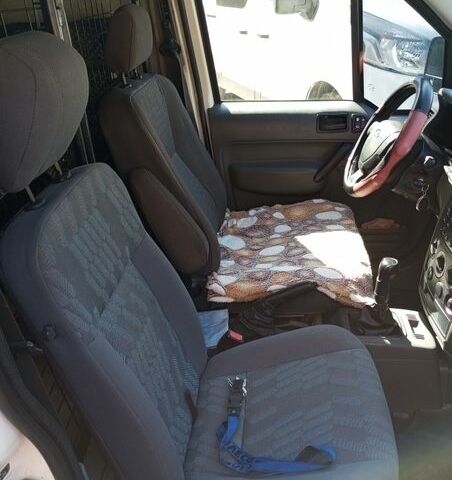 Білий Форд Транзит, об'ємом двигуна 1.8 л та пробігом 399 тис. км за 3300 $, фото 4 на Automoto.ua