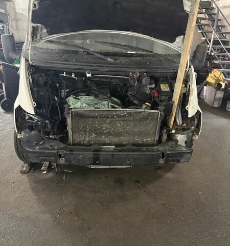 Белый Форд Транзит, объемом двигателя 0 л и пробегом 300 тыс. км за 2500 $, фото 1 на Automoto.ua