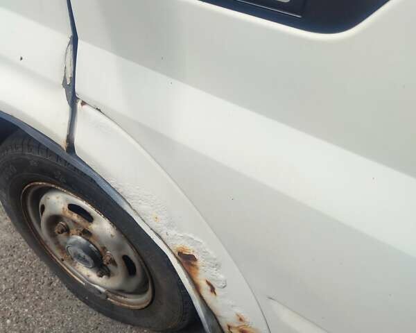 Белый Форд Транзит, объемом двигателя 2 л и пробегом 300 тыс. км за 4200 $, фото 4 на Automoto.ua