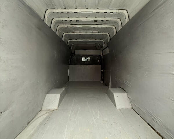 Белый Форд Транзит, объемом двигателя 2.4 л и пробегом 400 тыс. км за 9200 $, фото 24 на Automoto.ua