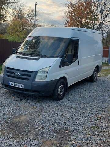 Форд Транзит 2007 в Хотине на Automoto.ua Белый Форд Транзит, объемом двигателя 2.2 л и пробегом 506 тыс. км за 6200 $, фото 1 на Automoto.ua