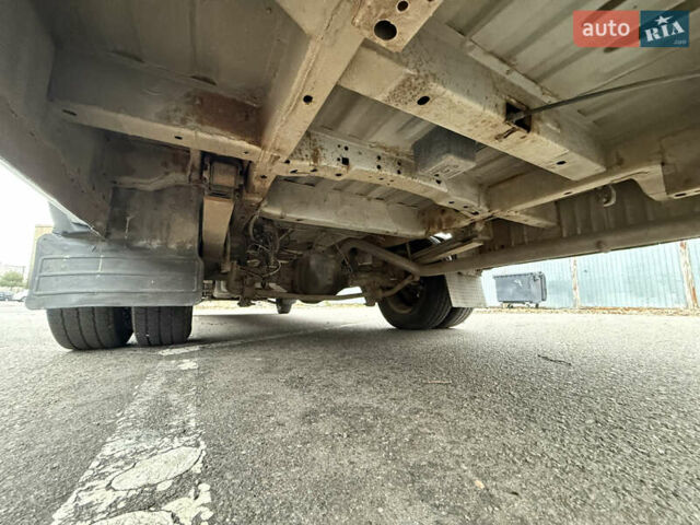 Белый Форд Транзит, объемом двигателя 2.4 л и пробегом 400 тыс. км за 9200 $, фото 28 на Automoto.ua