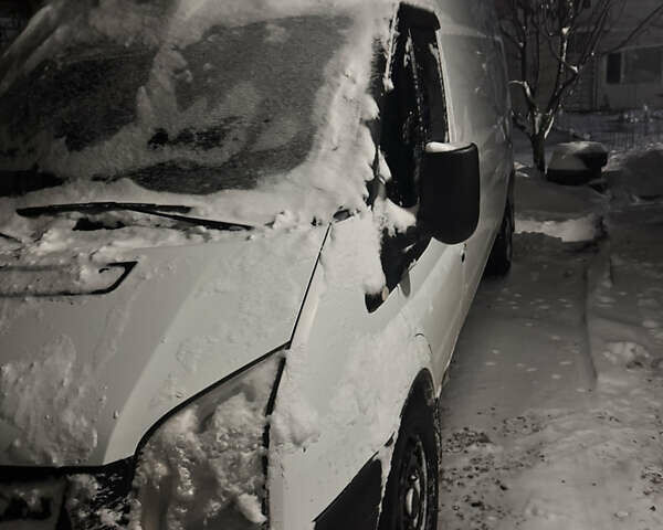 Білий Форд Транзит, об'ємом двигуна 2.2 л та пробігом 617 тис. км за 7000 $, фото 1 на Automoto.ua