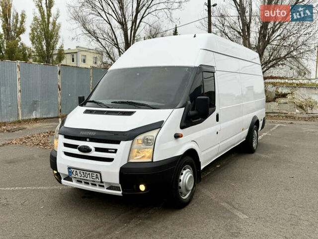 Белый Форд Транзит, объемом двигателя 2.4 л и пробегом 400 тыс. км за 9200 $, фото 1 на Automoto.ua