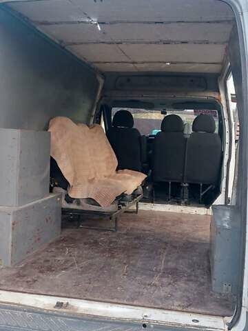 Форд Транзит 2007 в Хотине на Automoto.ua Белый Форд Транзит, объемом двигателя 2.2 л и пробегом 506 тыс. км за 6200 $, фото 2 на Automoto.ua