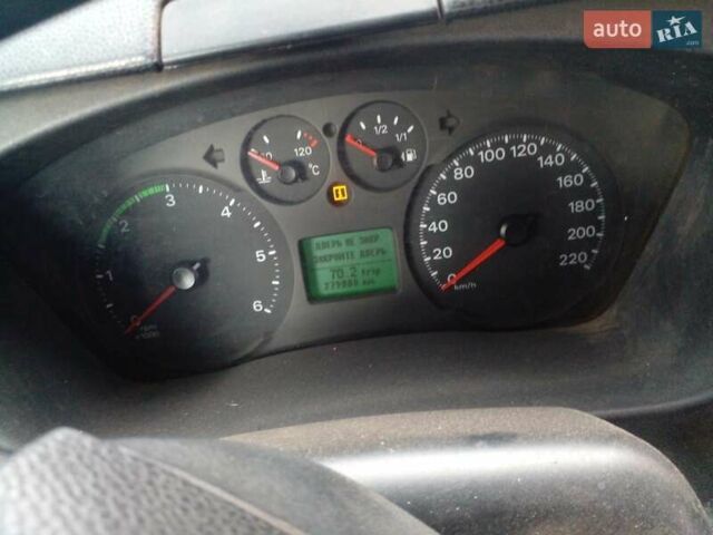 Белый Форд Транзит, объемом двигателя 2.4 л и пробегом 270 тыс. км за 8500 $, фото 4 на Automoto.ua