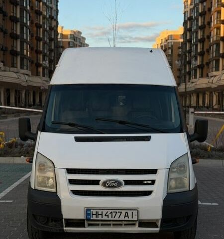 Белый Форд Транзит, объемом двигателя 2.4 л и пробегом 431 тыс. км за 9000 $, фото 4 на Automoto.ua