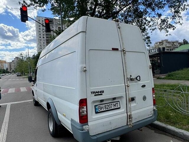 Білий Форд Транзит, об'ємом двигуна 2.4 л та пробігом 390 тис. км за 4200 $, фото 7 на Automoto.ua