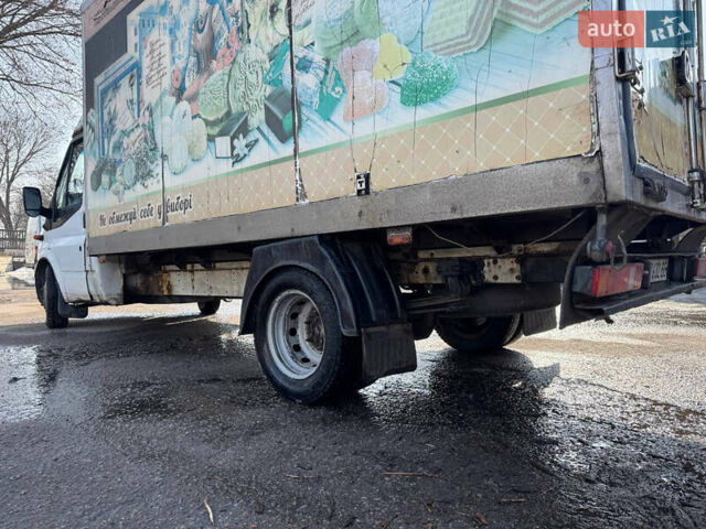 Белый Форд Транзит, объемом двигателя 2.4 л и пробегом 699 тыс. км за 7000 $, фото 8 на Automoto.ua