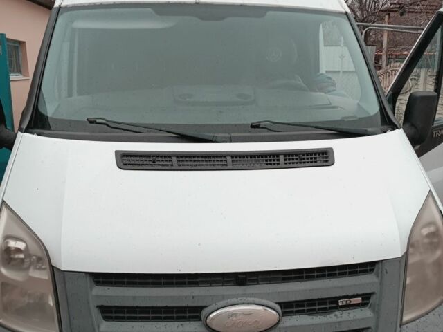 Білий Форд Транзит, об'ємом двигуна 2.4 л та пробігом 462 тис. км за 8000 $, фото 12 на Automoto.ua