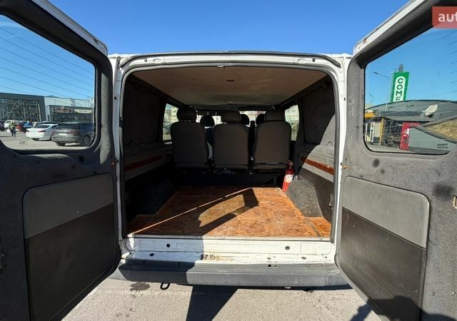 Белый Форд Транзит, объемом двигателя 2.4 л и пробегом 426 тыс. км за 7500 $, фото 8 на Automoto.ua