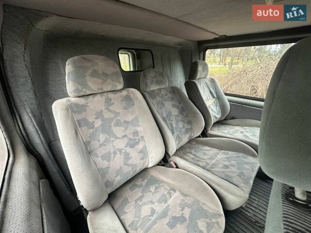 Белый Форд Транзит, объемом двигателя 2.4 л и пробегом 343 тыс. км за 6690 $, фото 16 на Automoto.ua