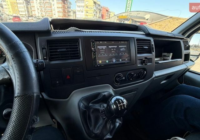 Белый Форд Транзит, объемом двигателя 2.4 л и пробегом 426 тыс. км за 7500 $, фото 10 на Automoto.ua