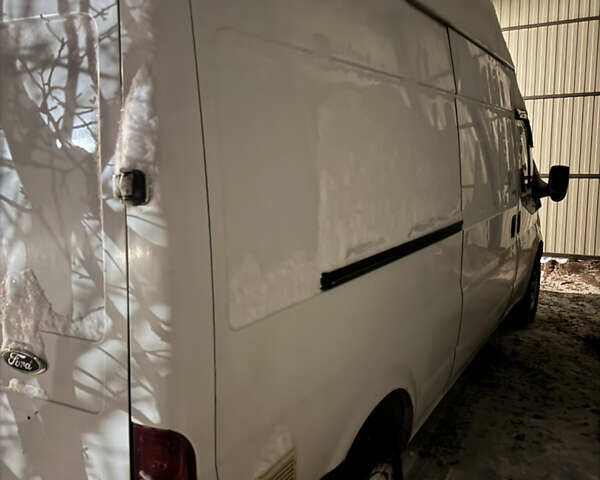 Білий Форд Транзит, об'ємом двигуна 2.2 л та пробігом 617 тис. км за 7000 $, фото 4 на Automoto.ua
