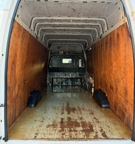 Белый Форд Транзит, объемом двигателя 2.4 л и пробегом 431 тыс. км за 9000 $, фото 14 на Automoto.ua