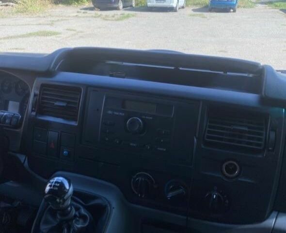 Білий Форд Транзит, об'ємом двигуна 2.4 л та пробігом 393 тис. км за 6200 $, фото 3 на Automoto.ua