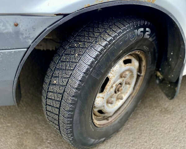 Білий Форд Транзит, об'ємом двигуна 2.2 л та пробігом 400 тис. км за 4100 $, фото 9 на Automoto.ua