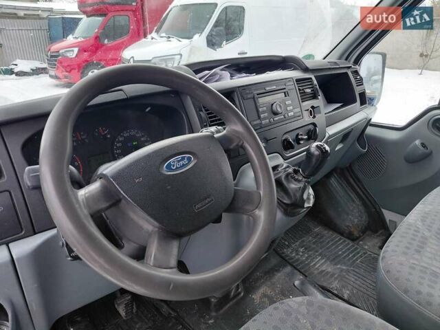 Білий Форд Транзит, об'ємом двигуна 2.2 л та пробігом 320 тис. км за 7000 $, фото 20 на Automoto.ua