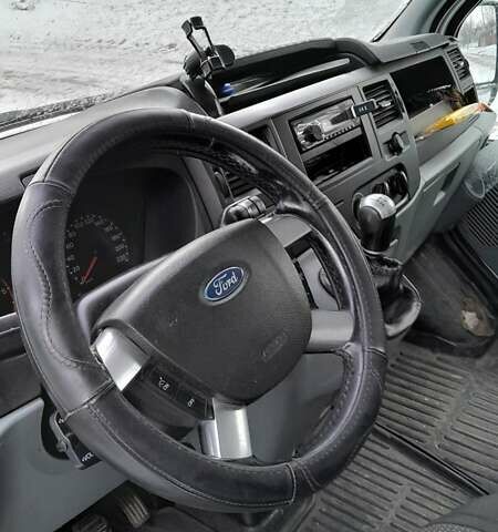 Белый Форд Транзит, объемом двигателя 2.2 л и пробегом 424 тыс. км за 4500 $, фото 7 на Automoto.ua