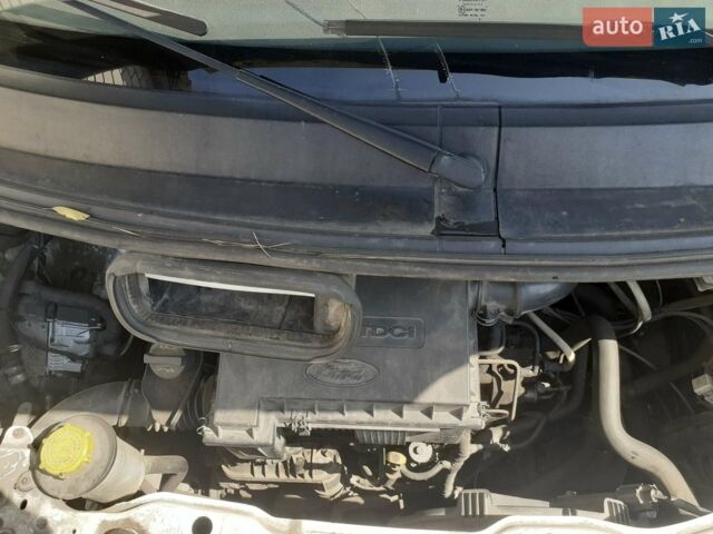 Білий Форд Транзит, об'ємом двигуна 2.2 л та пробігом 291 тис. км за 6500 $, фото 4 на Automoto.ua