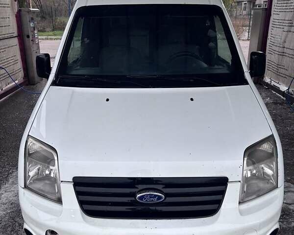 Белый Форд Транзит, объемом двигателя 1.8 л и пробегом 230 тыс. км за 9000 $, фото 5 на Automoto.ua